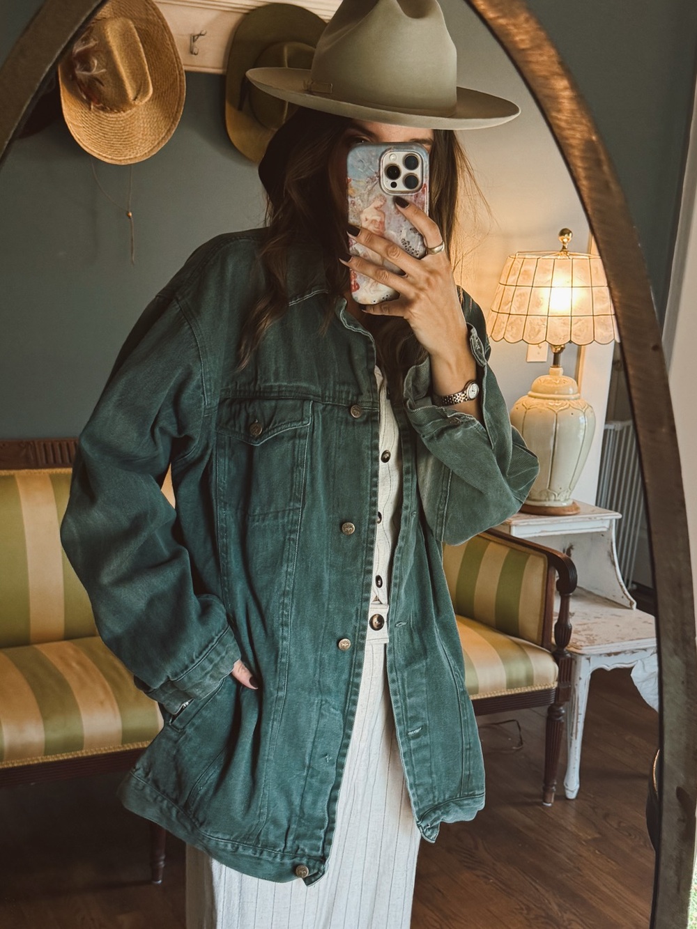 Vintage hunters run 100% cotton green denim jacket sz medium